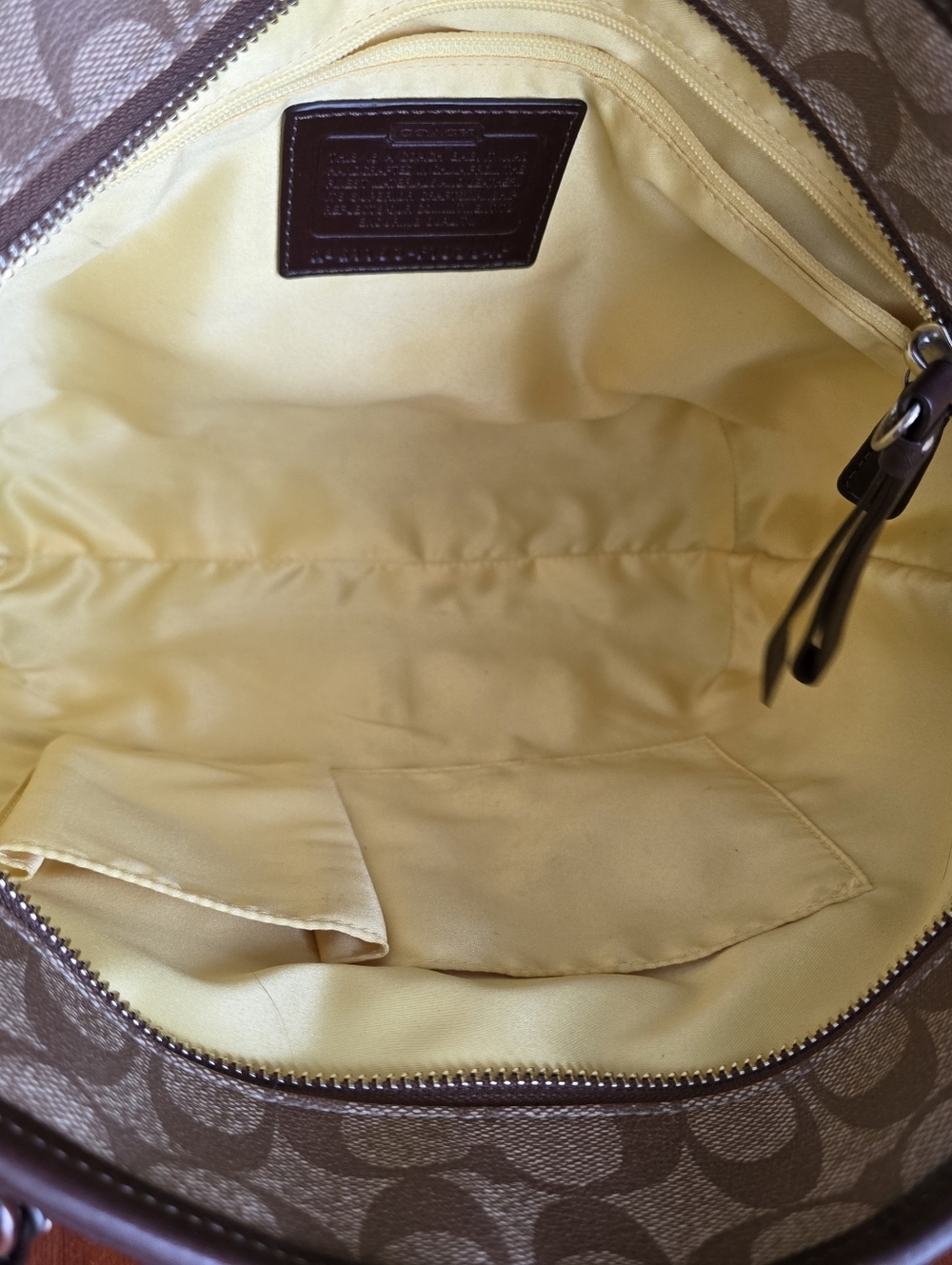 Coach F18393P Peyton Tote Signature Brown Tan Coated Canvas Leather Bag Y2K - Picture 13 of 15